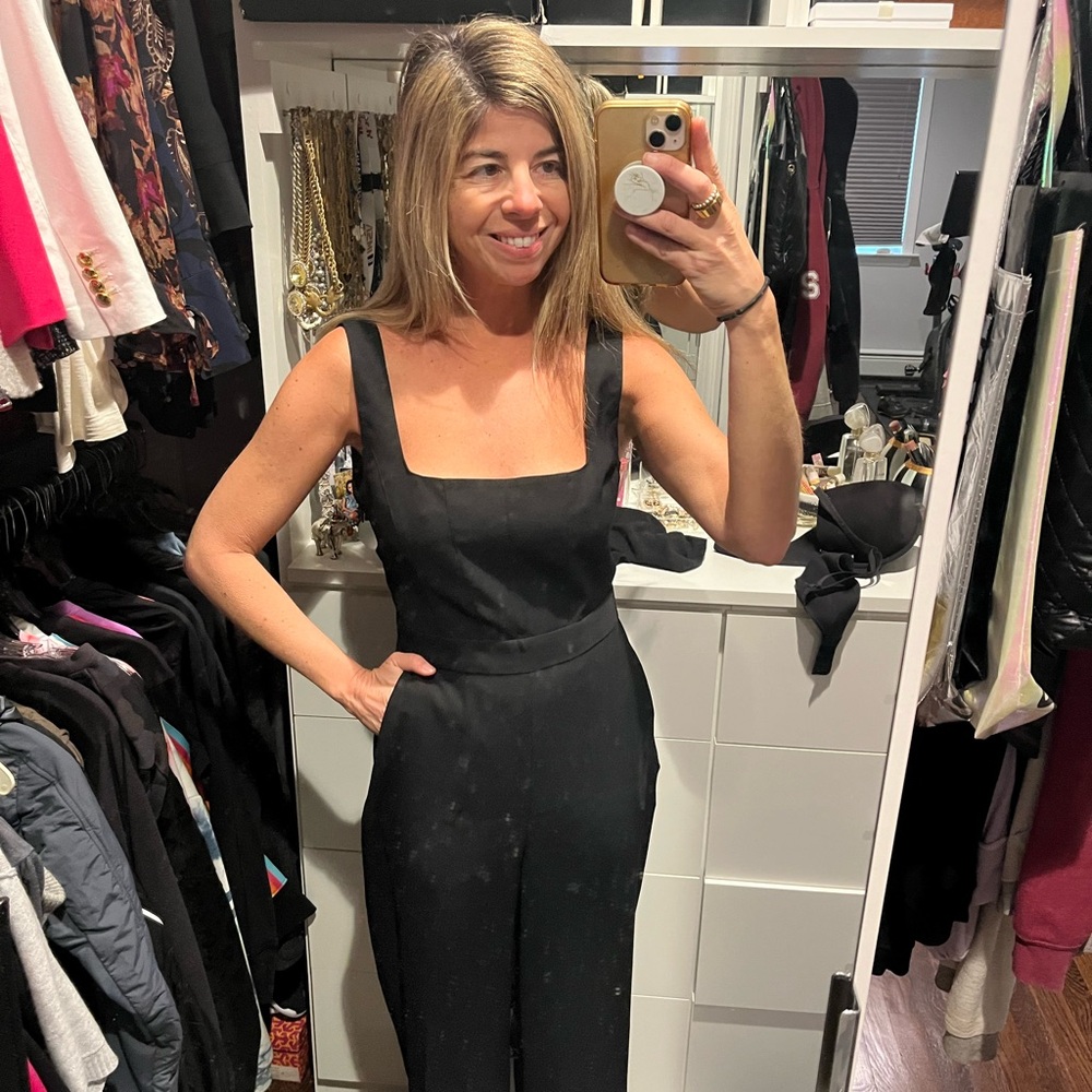 NWT club Monaco crepe wide legged jumpsuit. Size 0